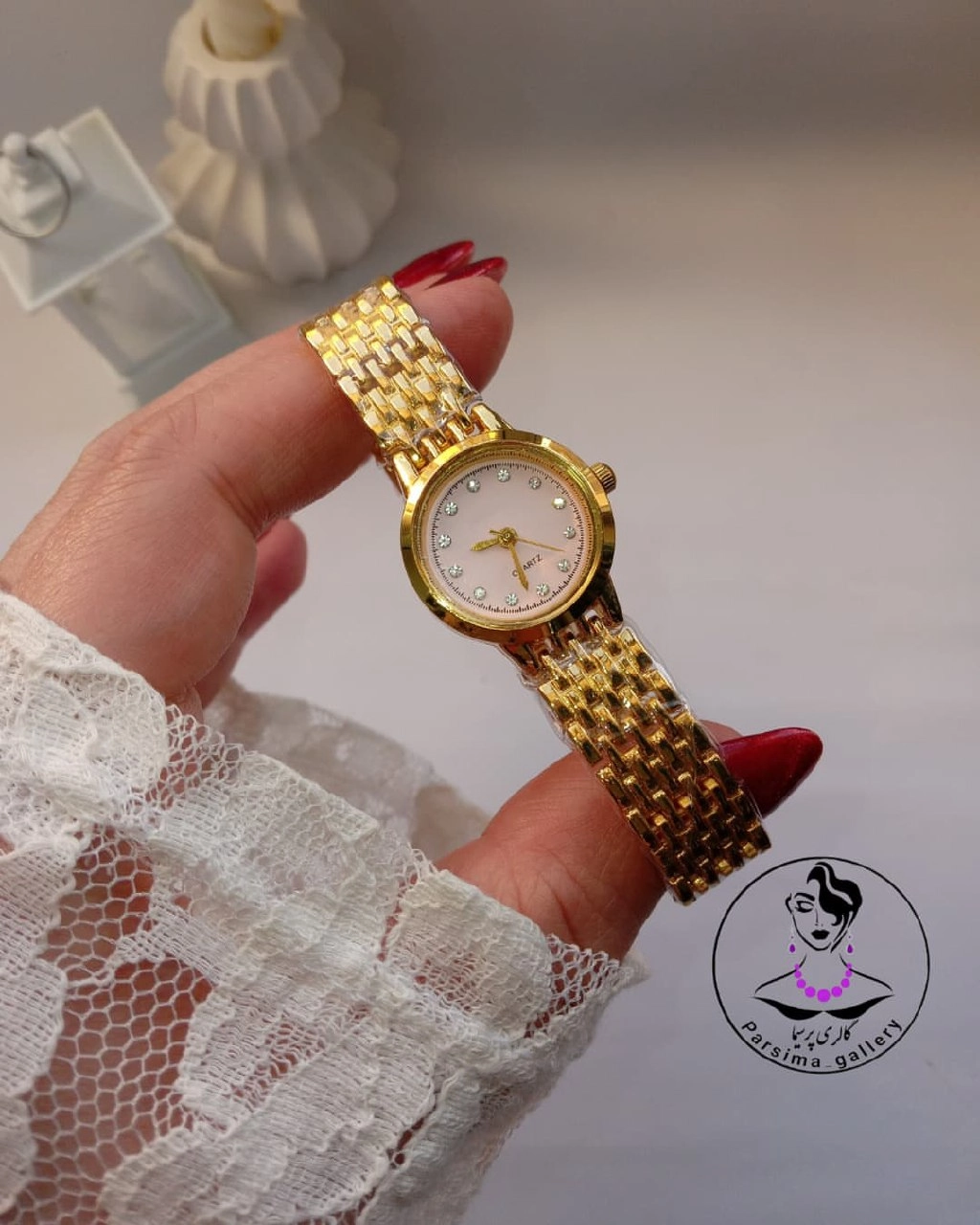 ساعت طلایی زنانه ظریف