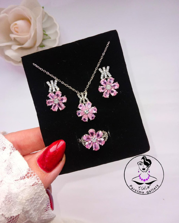 ست ادا ییلدیز