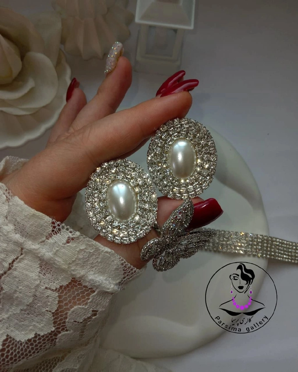 گوشواره مرواریدی میخی
