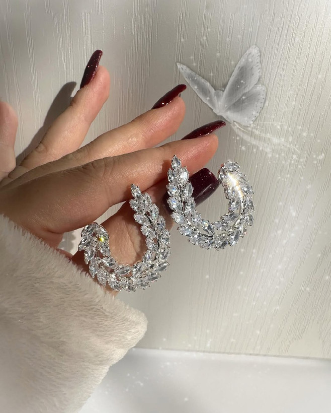 گوشواره مجلسی نگیندار نیم دایره