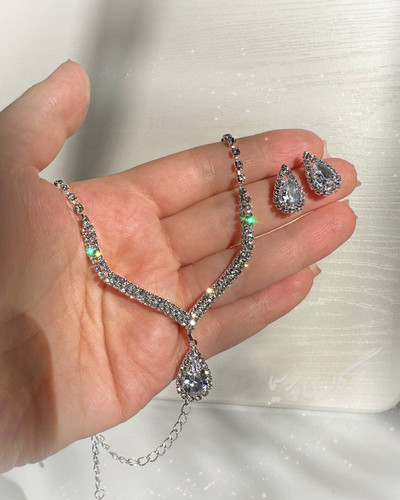 نیمست جواهری