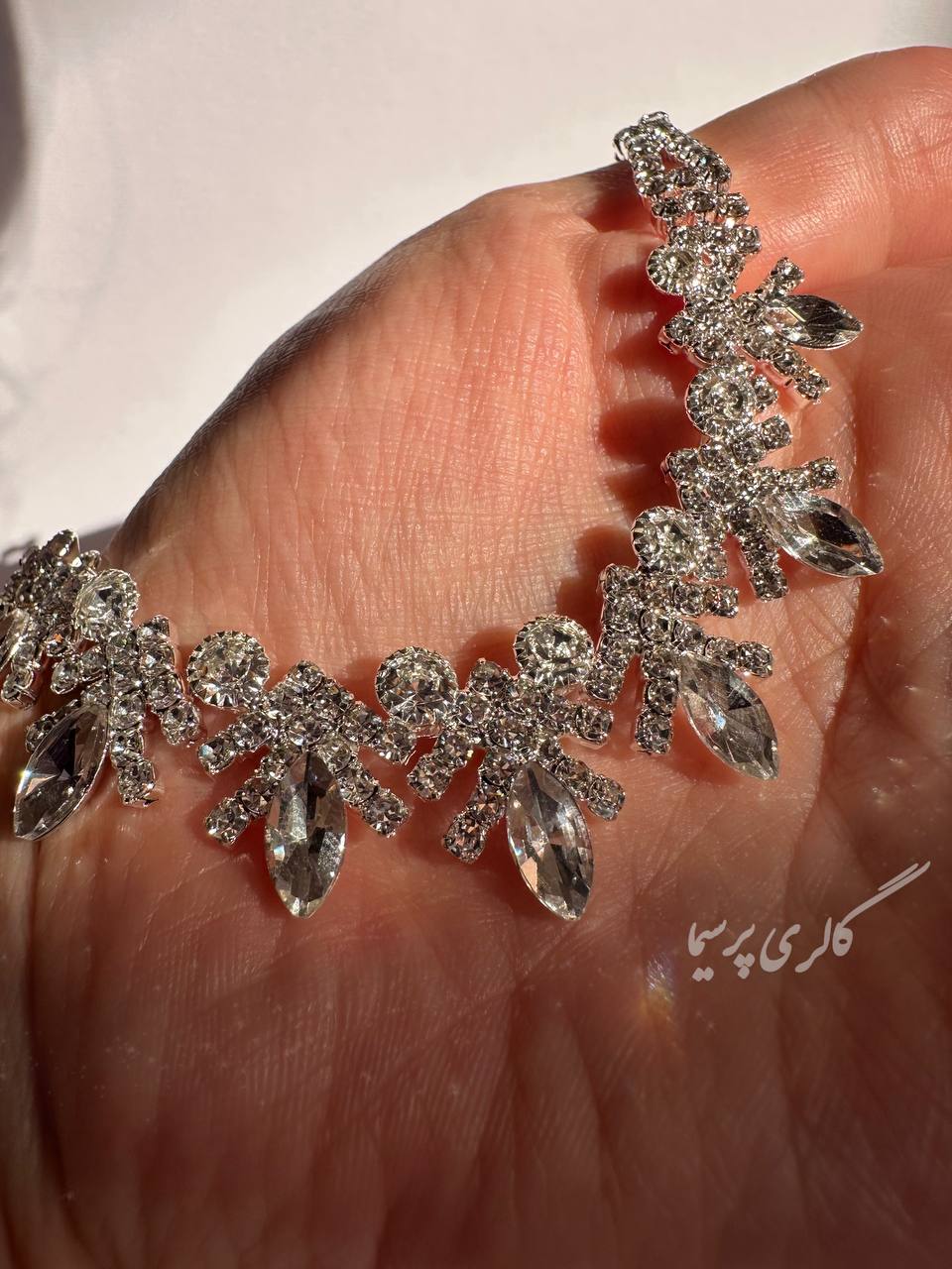 گردنبند نگینی
