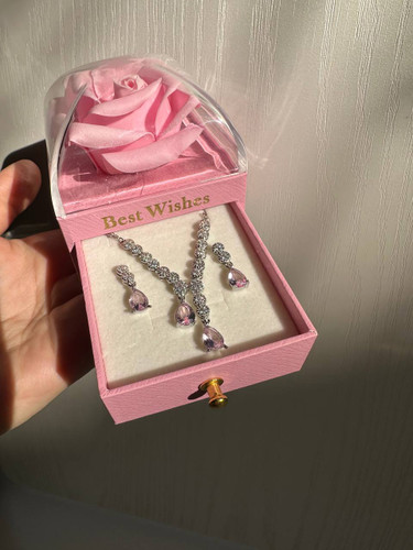 نیمست جواهر صورتی