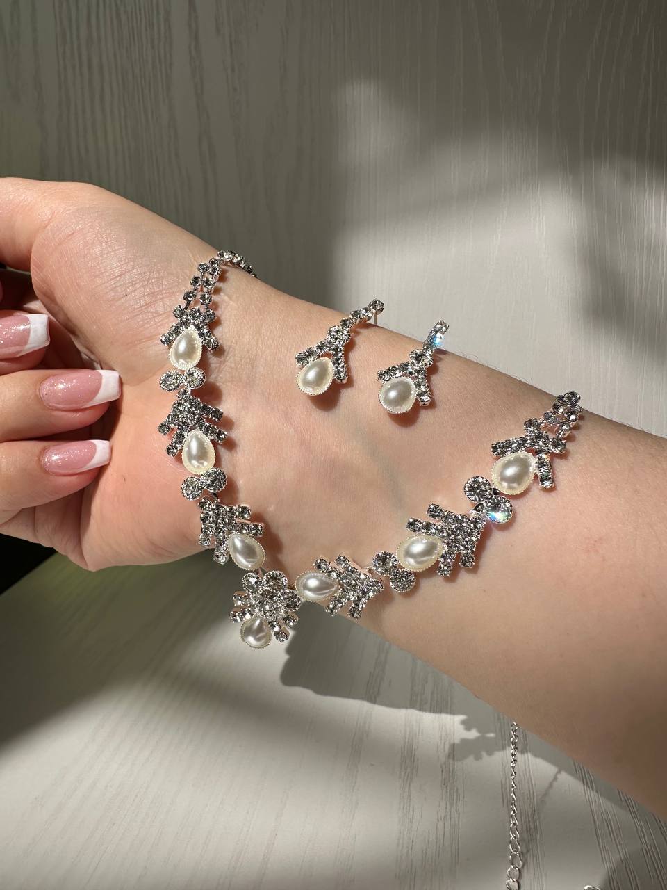 نیمست مرواریدی