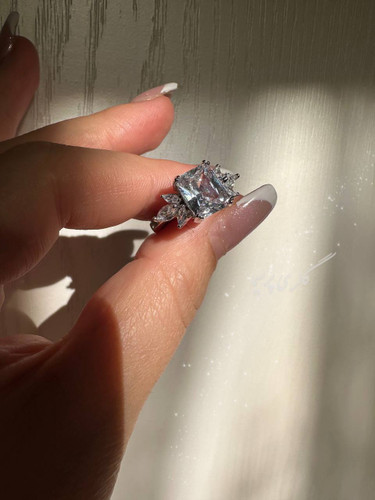 انگشتر سولیتر مستطیلی