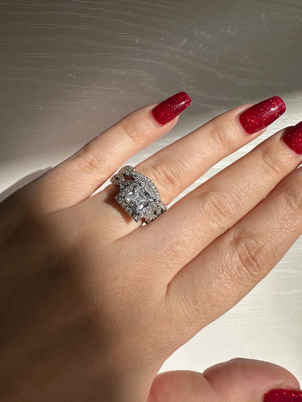 حلقه و پشت حلقه مربعی