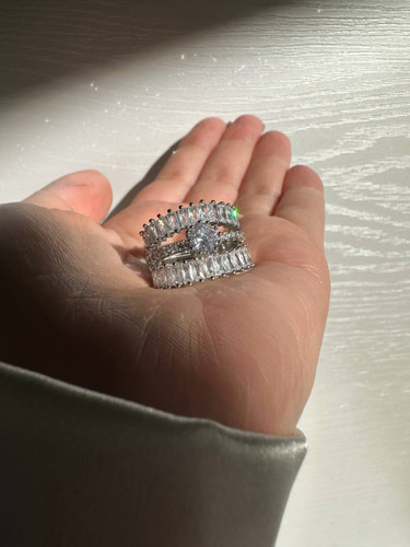 انگشتر نگیندار پهن