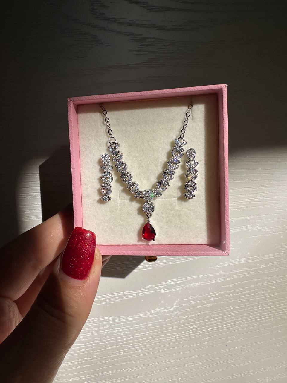 نیمست جواهری زرشکی