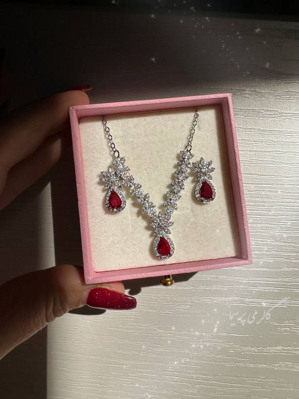 نیمست جواهری قرمز یاقوتی