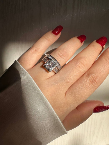 انگشتر حلقه و پشت حلقه