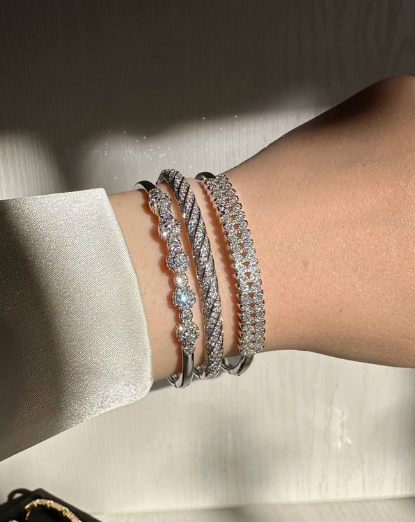 بنگل نگینی نقرهای