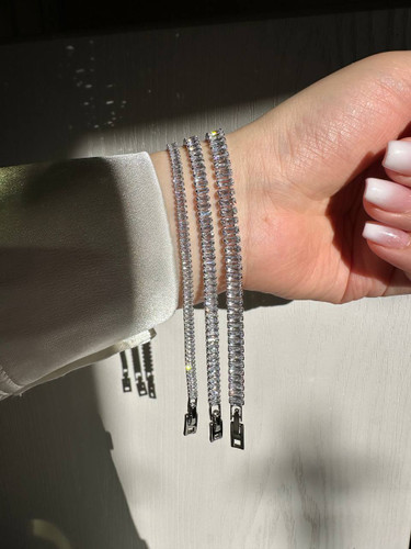 دستبند تنیسی نقره ای